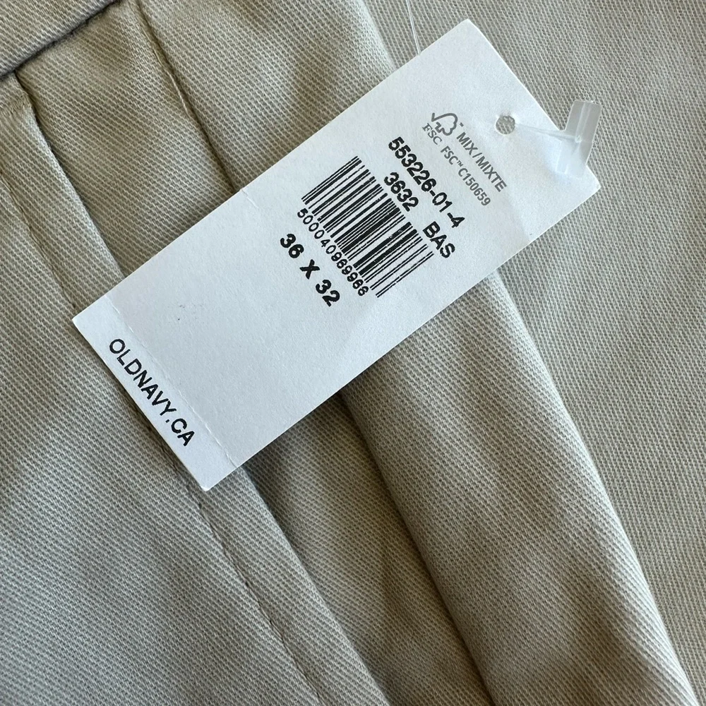 Old Navy Ultimate Slim Built-In Flex Chino Khakis Pants Beige Size 36 x 32